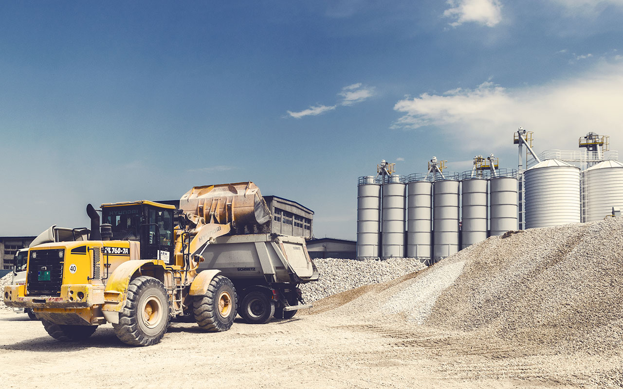 Image of an earth mover at a mine in Perth WA